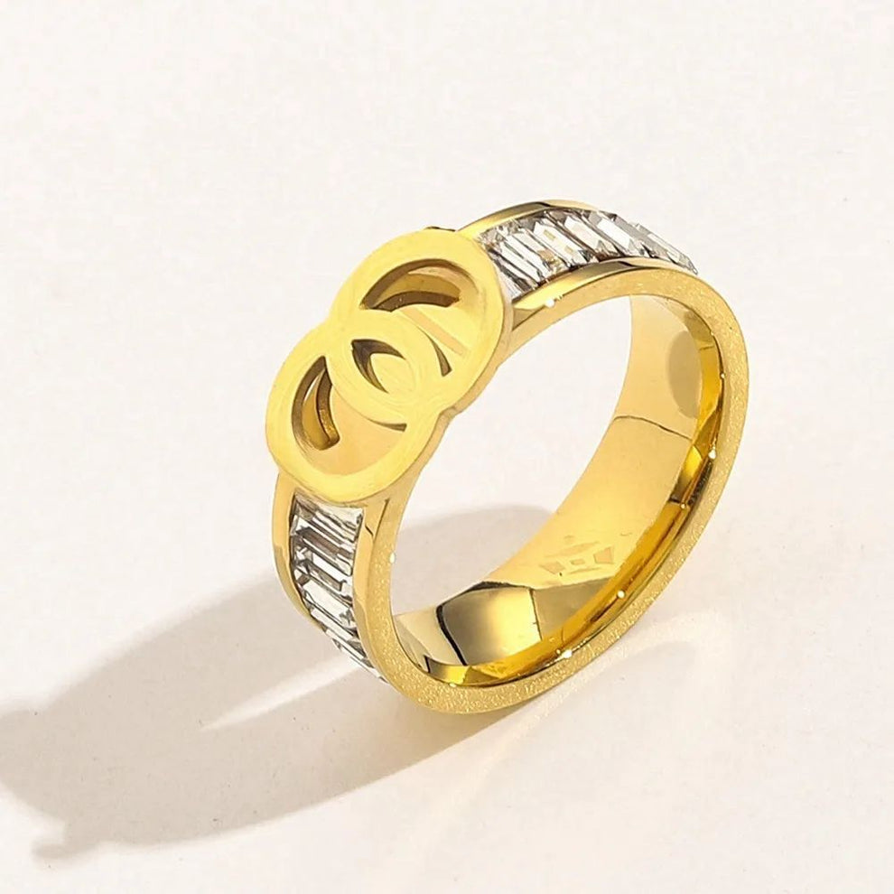 Juliya Ring