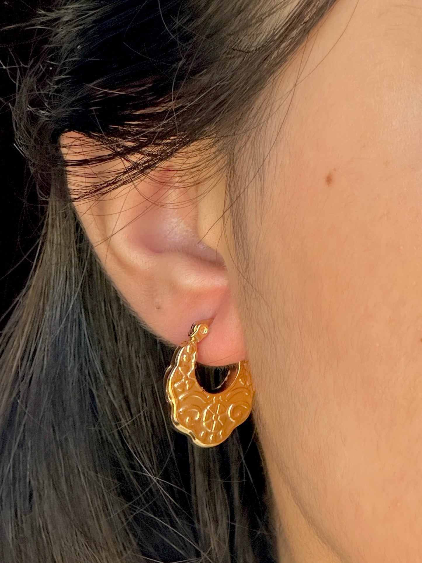 Serene Hoops