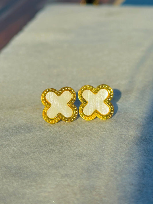 White Clover studs