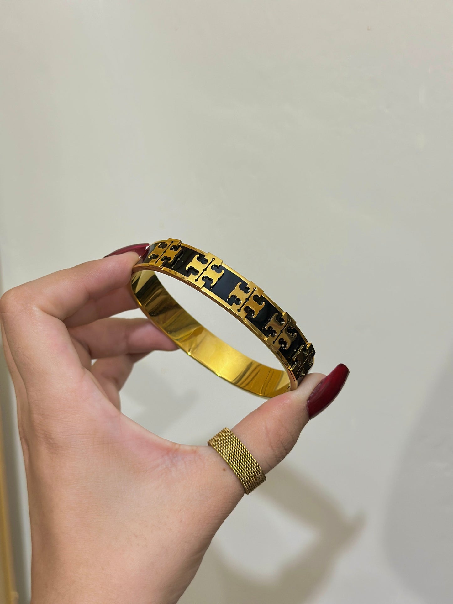 Mate bangle- Black
