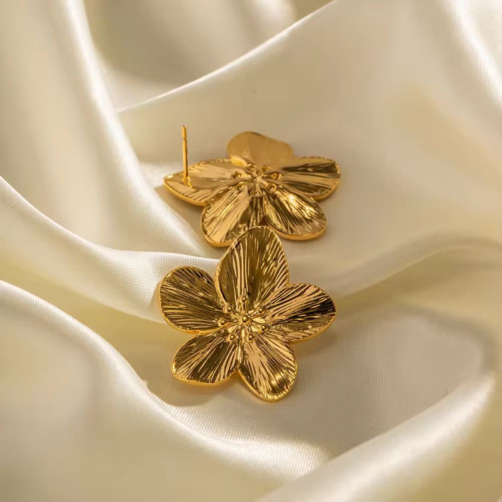Novine Earrings-18k