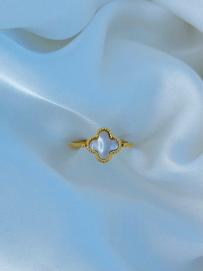 Double Sided Clover Ring