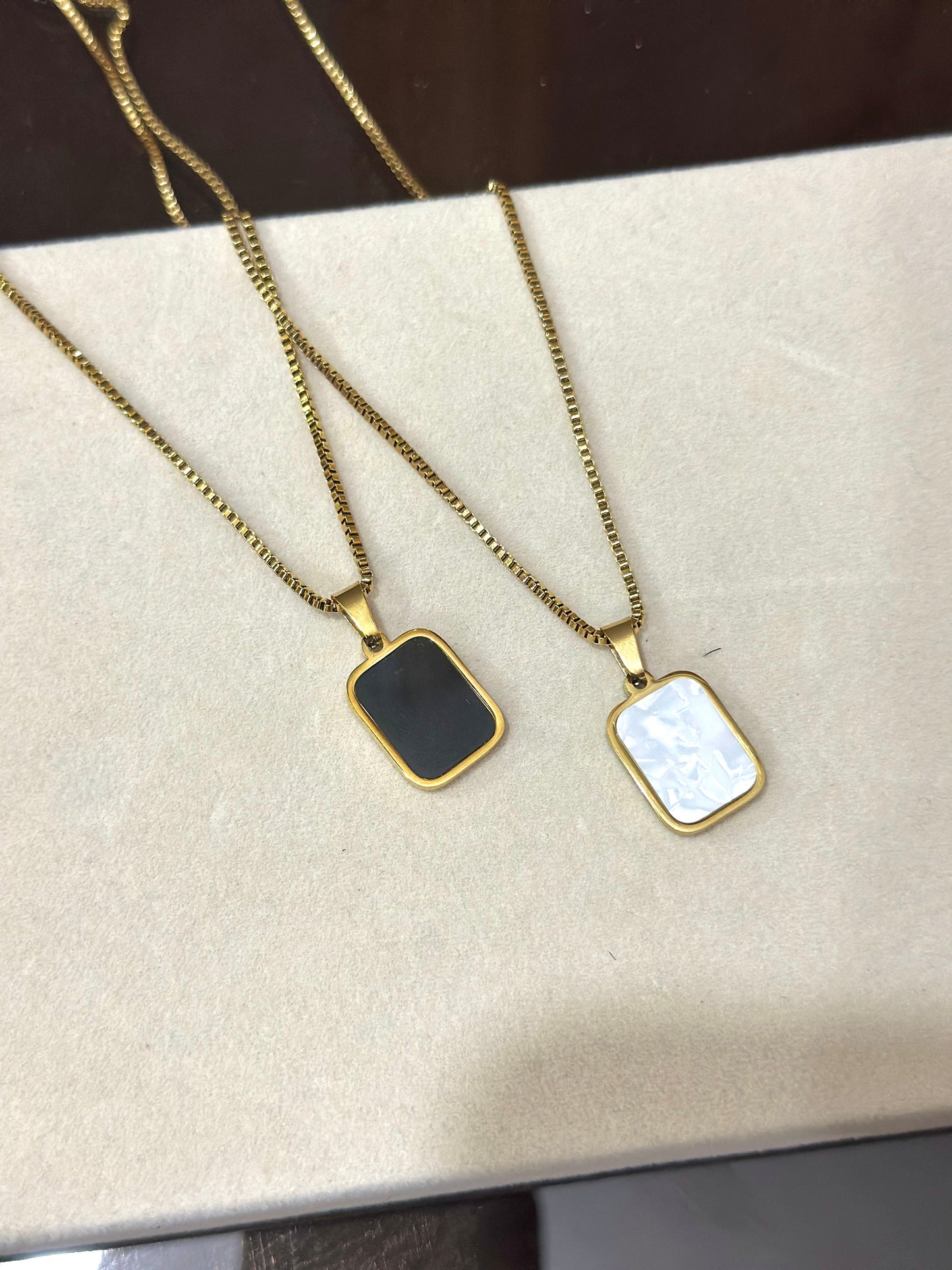 Double sided tapèid necklace