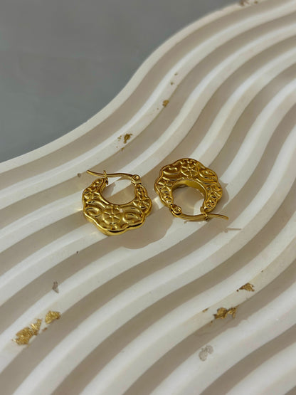 Serene Hoops