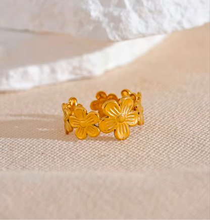 Garland Ring-18k