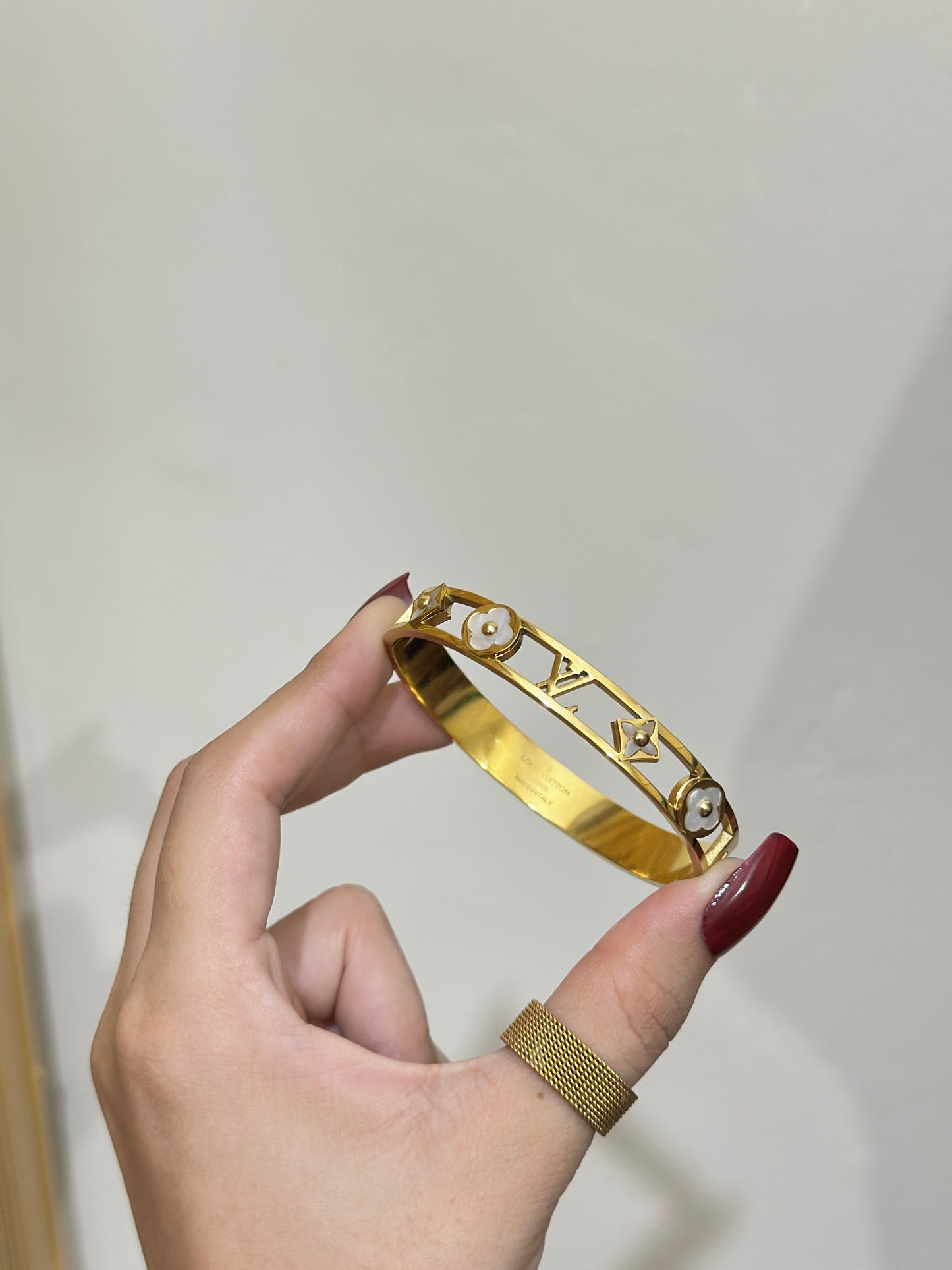 Trivya bangle