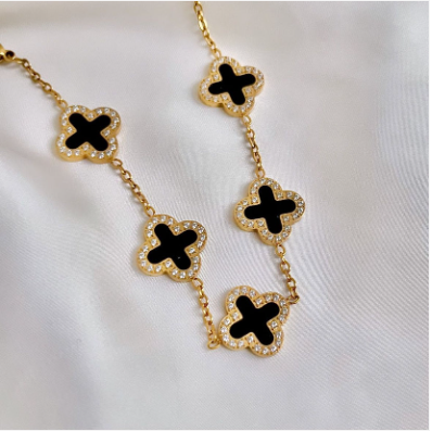 Luxe Black Clover 5 Motifs Bracelet